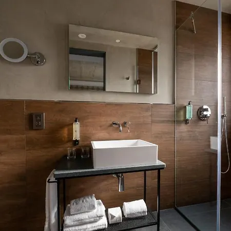 Marea Boutique 4*