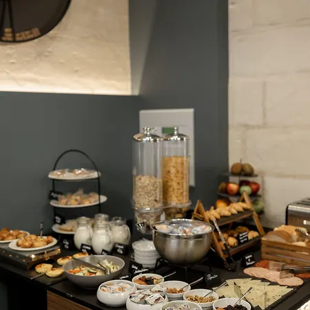 Marea Boutique 4* 슬리에마