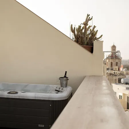 فندق Marea Boutique 4*