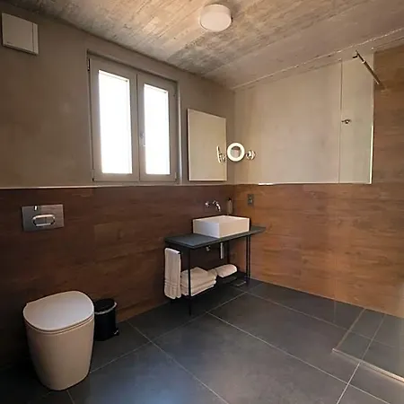 Marea Boutique 4*