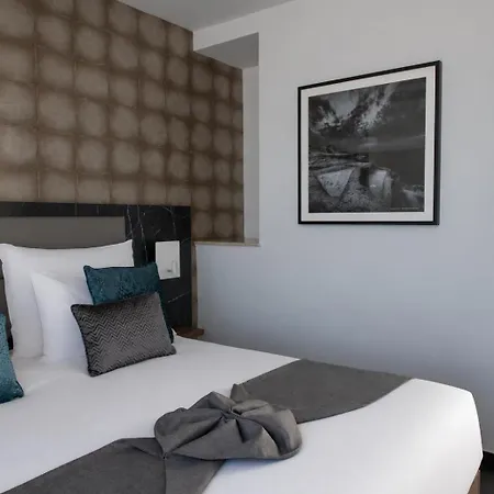 Marea Boutique Hotel 4*