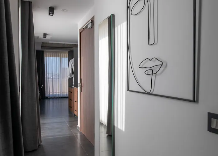 Marea Boutique Hotel 4*